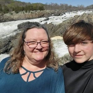 Meet your Posher, Debra